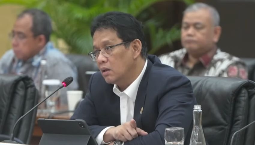 Purbaya Jawab Kritik Adian Napitupulu: Bisnis Thrifting Tak Masalah, Fokus Saya Bersihkan Barang Ilegal