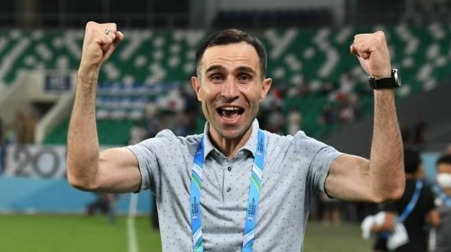Mantan Pelatih Uzbekistan Bakal Pimpin Timnas Indonesia? Timur Kapadze: Saya Siap