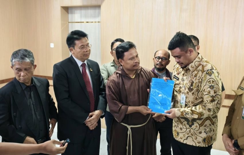 Gubernur Bobby Nasution Sepakat Rekomendasikan Penutupan PT TPL ke Pemerintah Pusat