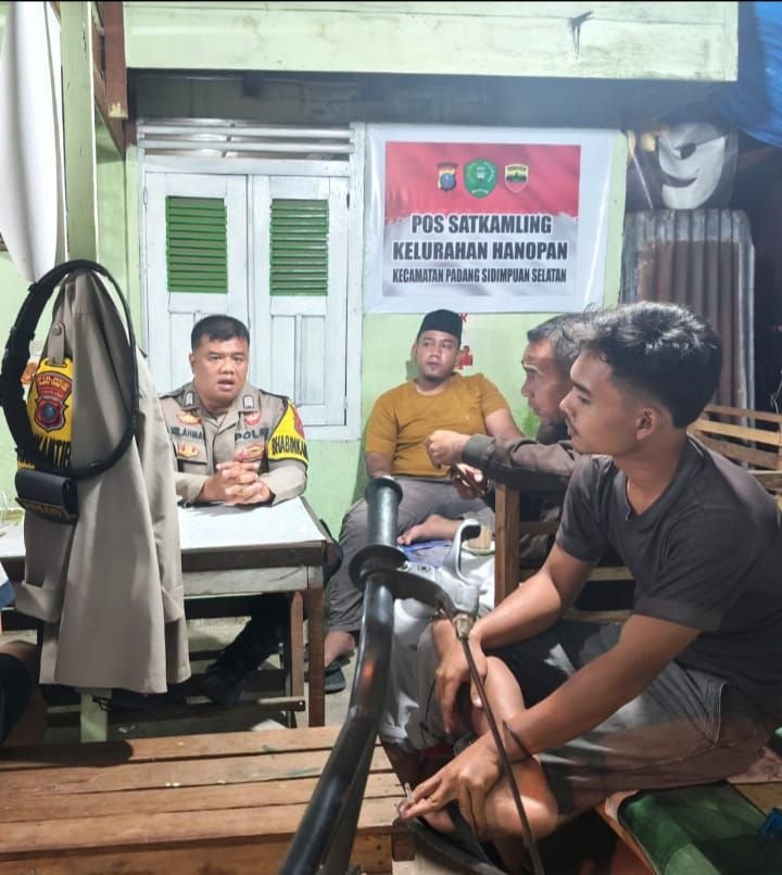 Bhabinkamtibmas Aktif Turun ke Masyarakat, Setia Menjaga hingga Pelosok Padangsidimpuan