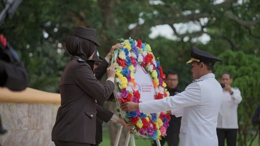 Wakapolda Aceh Ikuti Ziarah Nasional Hari Pahlawan di TMP Banda Aceh