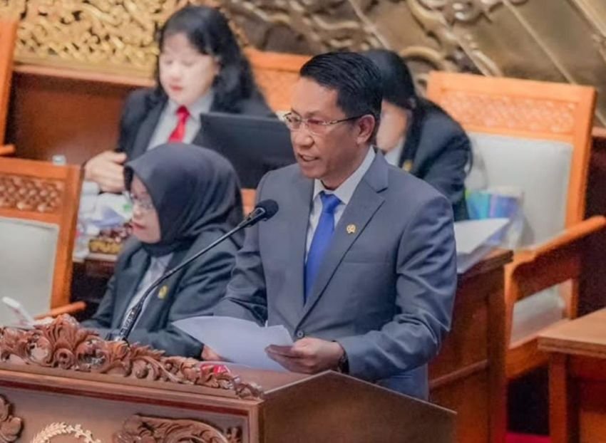 Menteri Hukum: Polisi yang Sudah Duduki Jabatan Sipil Tidak Perlu Mundur