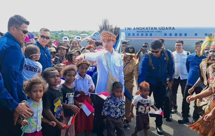 Budi Arie Merapat ke Gerindra, Gibran: Seluruh Relawan Harus Menginduk ke Presiden!