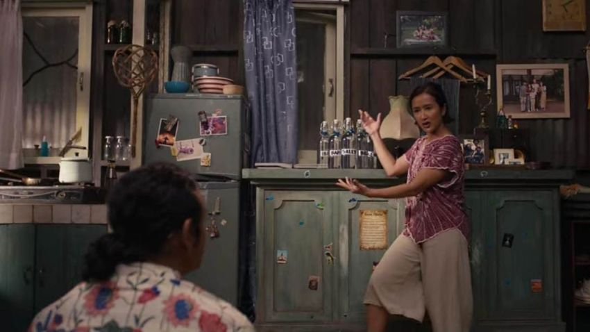 Review Film Keluarga Super Irit: Makin Irit atau Malah Melilit?
