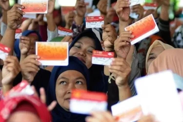 Cek Sekarang! Bantuan PKH dan BPNT Sudah Masuk ke BNI, BRI, Mandiri, dan BSI