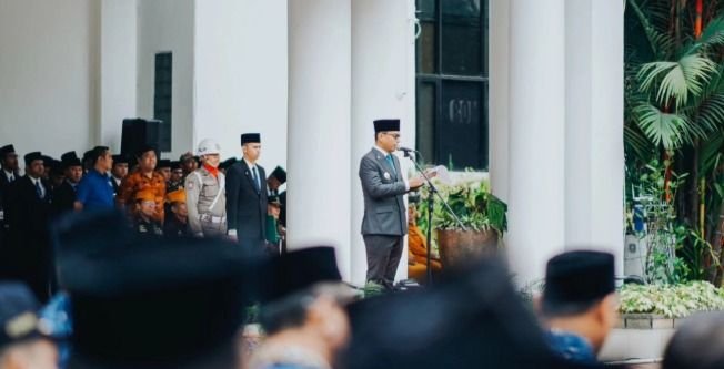 Ribuan PPPK Paruh Waktu di Medan Terima SK, Rico Waas: Tak Ada Bedanya Kadis, ASN, atau Wali Kota!