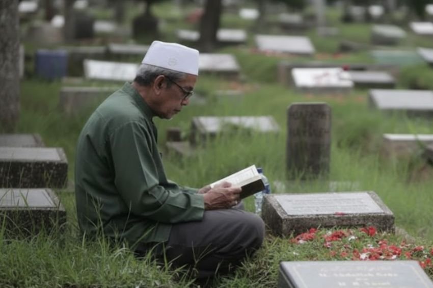 Rasulullah SAW Pernah Melarang Ziarah Kubur, Apa Alasannya?