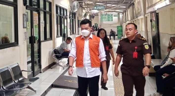 Bayi 2 Bulan Dianiaya Hingga Tewas, Brigadir Ade Kurniawan Divonis 13 Tahun Penjara