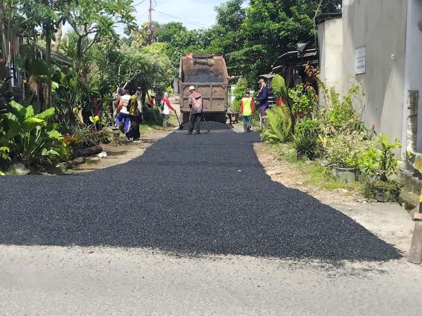 Diduga Asal Jadi dan Transparansi Tak Jelas, Warga Gunung Terang Tolak PHO Proyek Jalan Purnawirawan VI