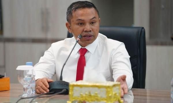 Dari Cleaning Service hingga Kursi Gubernur: Ironi Kisah Abdul Wahid Usai OTT KPK