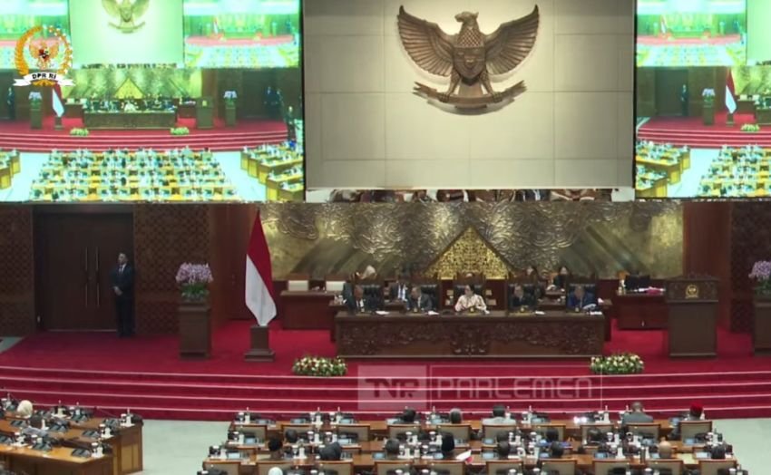 Tok! DPR Resmi Sahkan RKUHAP Jadi Undang-Undang, Semua Fraksi Setuju