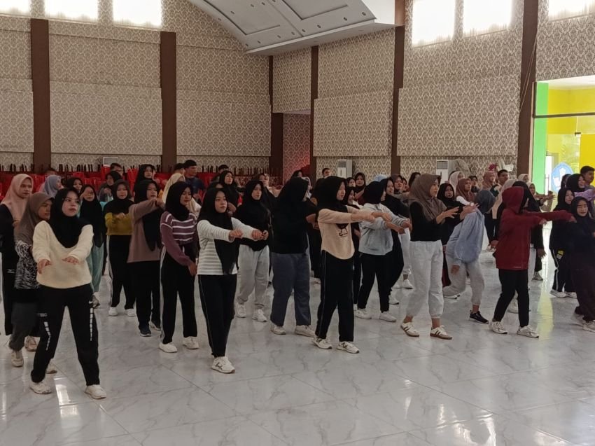Gaya Hidup Sehat di Kampus: Senam Rutin Mahasiswa Jadi Wadah Tingkatkan Kebugaran dan Kekompakan