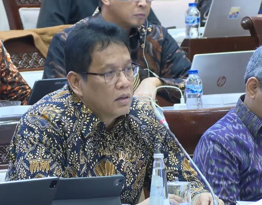 Menkeu Purbaya Balas Kritikan DPR Soal Program Magang: “Pak Dolfie Hormati Saya Gak?”