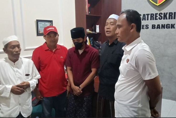 Kegaduhan Ponpes Bangkalan, Terduga Pelaku Pencabulan Diserahkan ke Polda Jatim