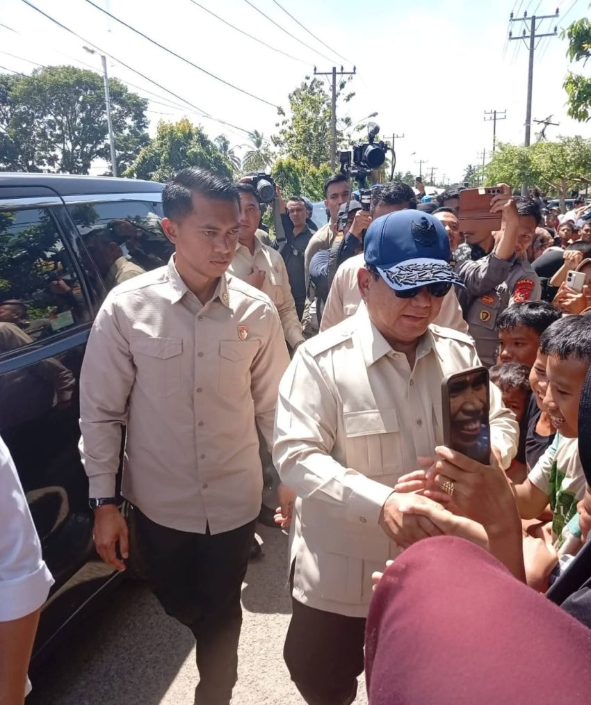 Akhir Tahun 2025, Presiden Prabowo Pastikan Bantuan Banjir Tersalurkan Tepat Sasaran di Sumatra