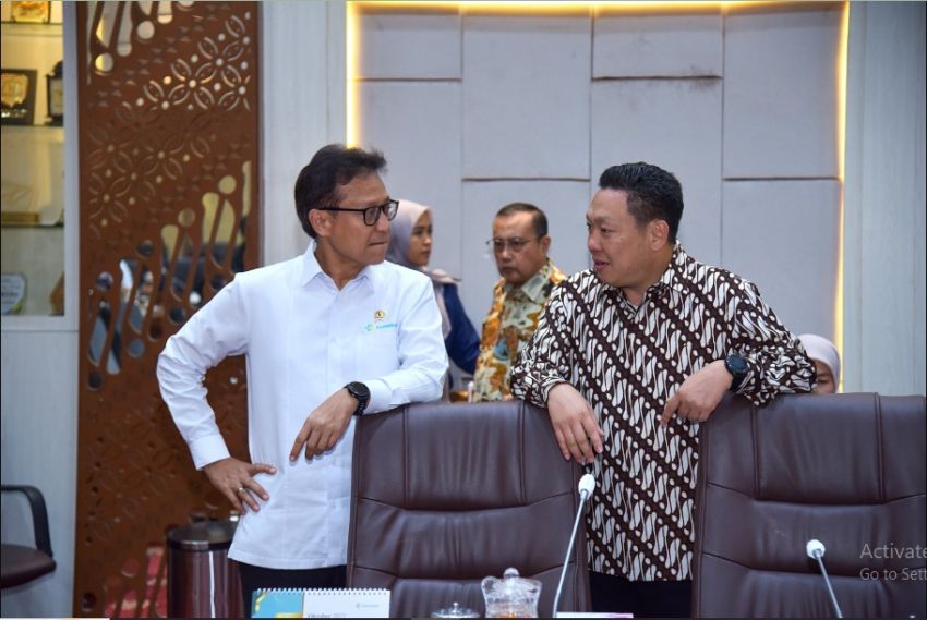 Charles Honoris Soroti MBG di Masa Libur: Anggaran Bisa Digunakan untuk Bencana