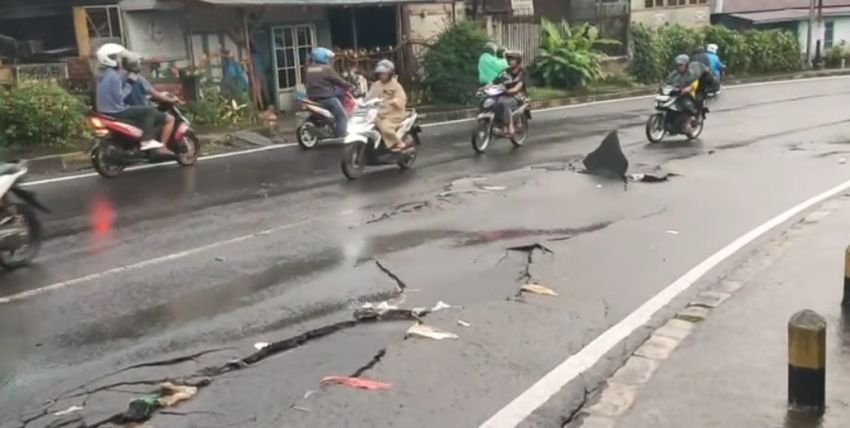 Tanah Retak Hingga Banjir, Curup Timur Dilanda Bencana Akibat Hujan Deras