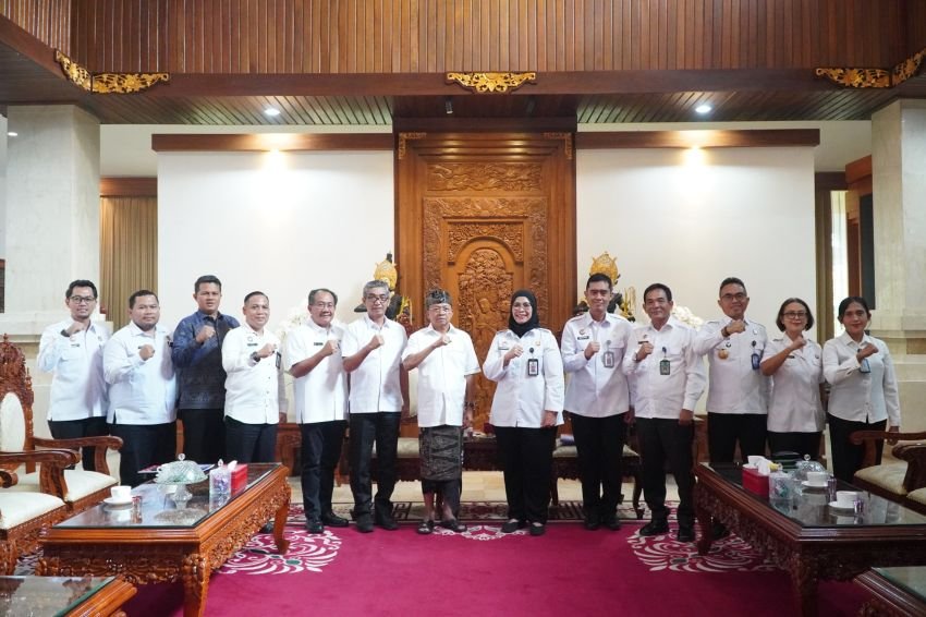 Bali Raih 100% Desa Miliki Posbankum, Kemenkum Bali dan Gubernur Siapkan Peresmian dan Pelatihan Paralegal