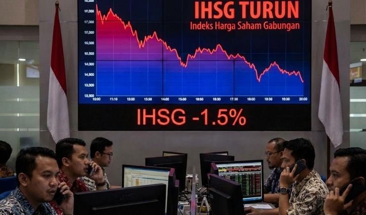 IHSG Melemah 0,92 Persen, Saham AMRT, BBKP, dan NICL Jadi Sorotan