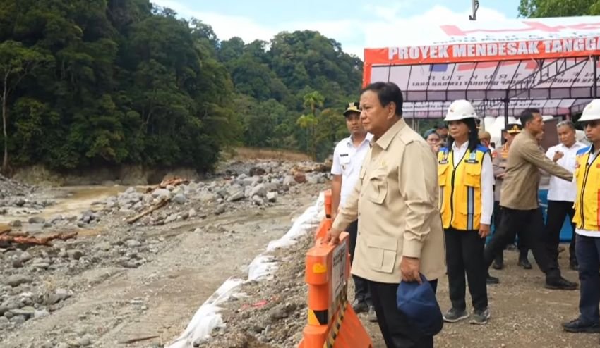 Jalan Terputus di Lembah Anai, Prabowo Pastikan Percepatan Pemulihan