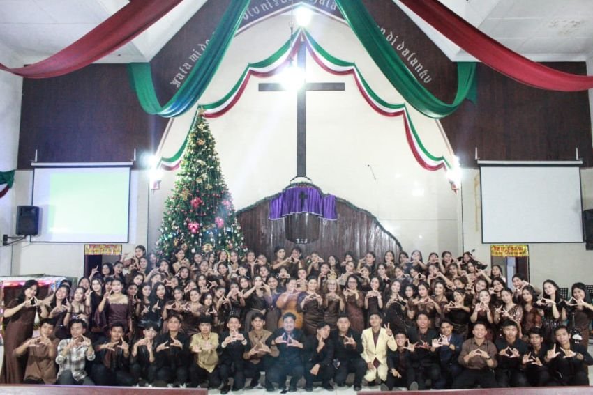 Natal Penuh Sukacita dan Kebersamaan