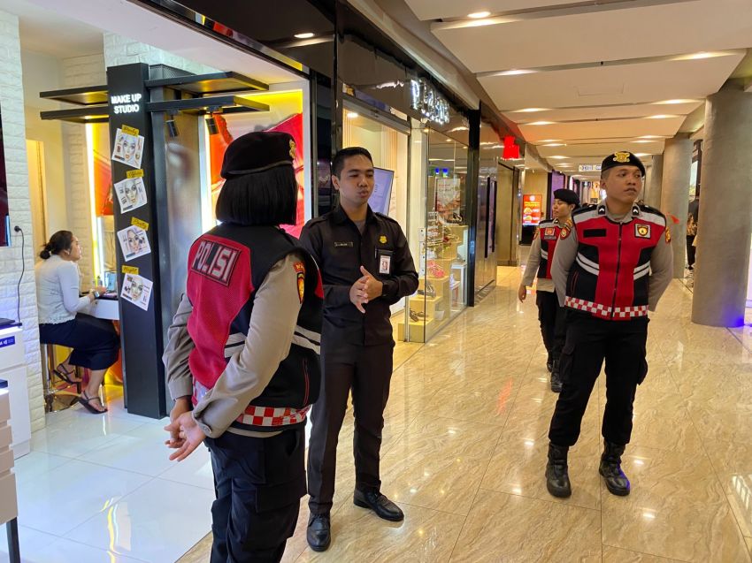 Satgas Samapta Pastikan Keamanan Pengunjung Level 21 Mall Menjelang Libur Natal dan Tahun Baru