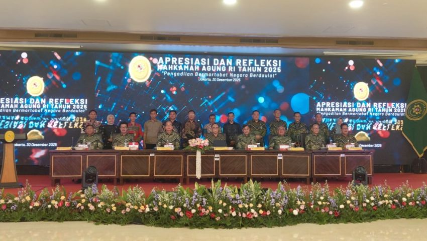 Mahkamah Agung Beri Penghargaan Kinerja Terbaik ke PN Sidoarjo, Darius Naftali: Hasil Kerja Kolektif