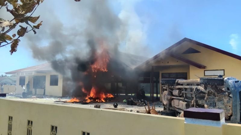 Jumlah Tersangka Bertambah, 5 Orang Ditangkap dalam Kasus Pembakaran Polsek Muara Batang Gadis