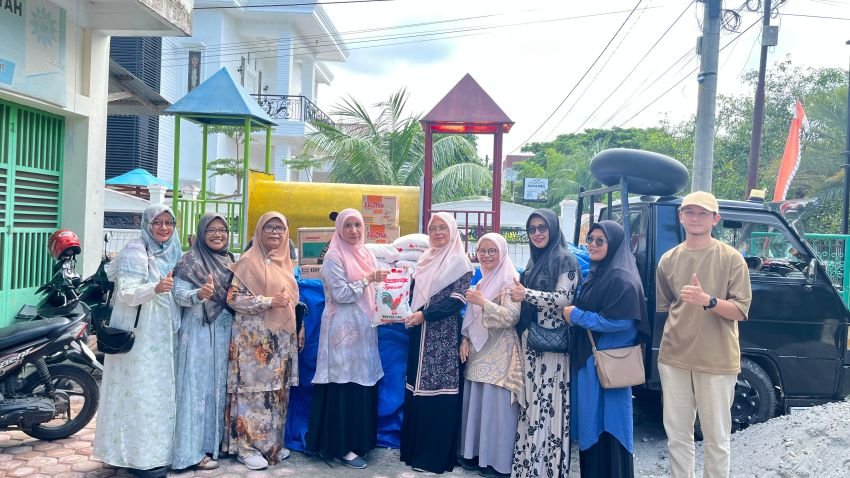 Hati Perempuan untuk Bireuen: Aisyiyah Aceh Salurkan Bantuan Korban Banjir