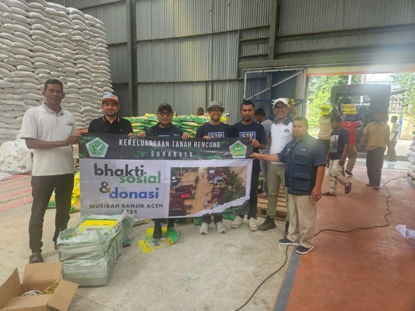 KTR Surabaya Raya Salurkan 2 Ton Beras untuk Warga Aceh Terdampak Banjir dan Longsor