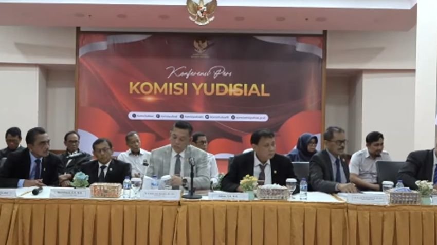 KY Rampungkan Pemeriksaan Dugaan Pelanggaran Hakim Kasus Tom Lembong, Sanksi Menunggu MA