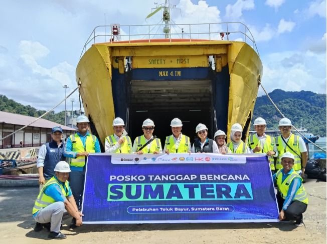 KMP Jatra II Bawa 50 Ton Bantuan untuk Pulihkan Akses Sibolga Pasca Bencana