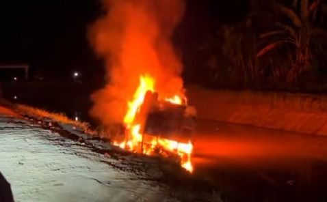 Truk Satpol PP Aceh Utara Pembawa Bantuan Diduga Dibakar Massa, Polisi Lakukan Investigasi