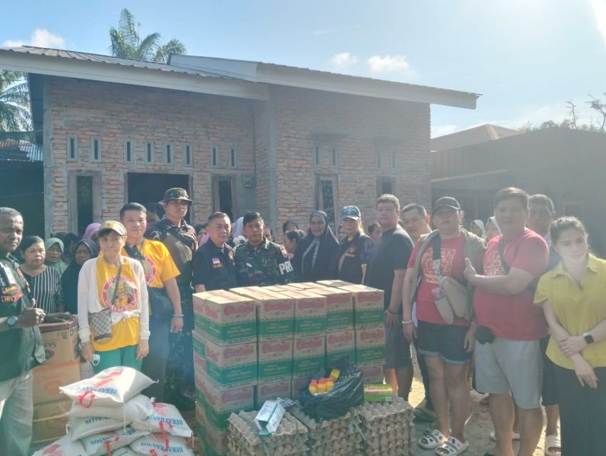 Relawan Militer dan Yayasan Sosial Bersinergi Ringankan Beban Warga Terdampak Banjir