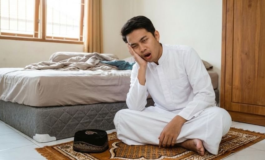 Takut Mati tapi Malas Beribadah? Ini Kunci dari Imam Al-Ghazali untuk Menikmati Ibadah