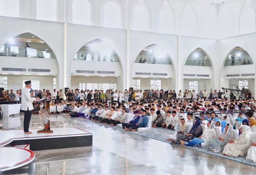 Akhir 2025 Diwarnai Bencana, Iyay Mirza Gelar Istighosah Kubro Bersama Habib Husein Ja&rsquo;far di Masjid Raya Al Bakrie