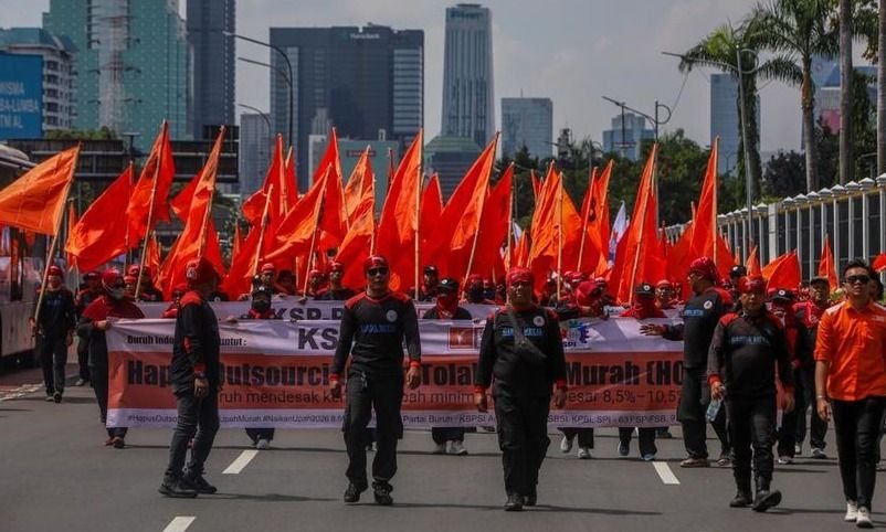 20 Ribu Buruh KSPI dan FSP ASPEK Indonesia Gelar Aksi Protes UMP Jakarta 2026, Polres Metro Jakarta Pusat Kerahkan 1.392 Personel