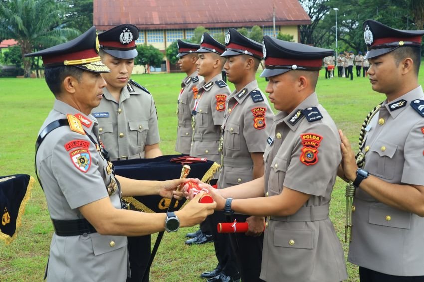 Kapolda Aceh Lantik 114 Bintara Polri Lulusan Diktukba di SPN Seulawah