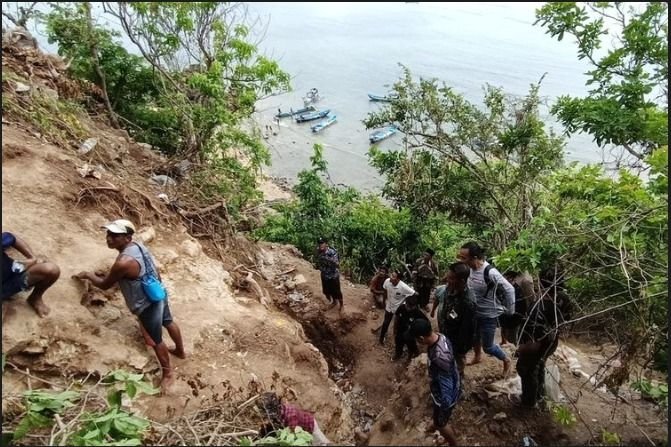Tambang Emas Ilegal di Lereng Bukit TWA Prabu Dundang Ditolak, Polres Lombok Tengah Turun Tangan