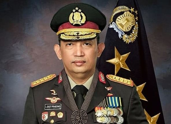 Polisi Aktif Kini Bisa Duduki 17 Jabatan Sipil! Kapolri Dinilai Langgar Putusan MK, LBH Medan: &ldquo;Ikan Busuk Mulai dari Kepala&rdquo;