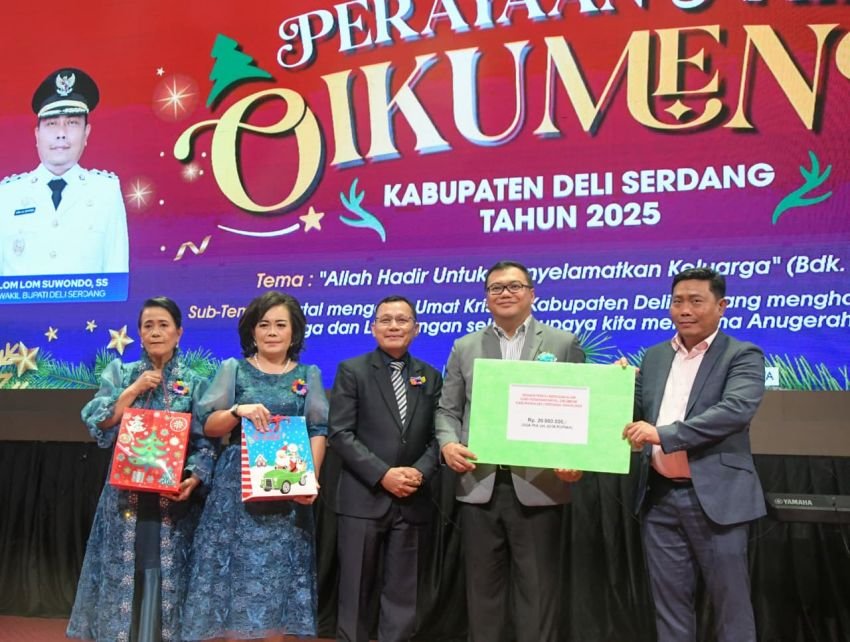 Natal Oikumene Deli Serdang 2025, Bupati Asri Tambunan Apresiasi Kerukunan Antarumat Beragama dan Galang Donasi untuk Masyarakat Terdampak Banjir