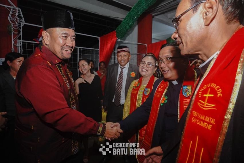 Bupati Batu Bara Ajak Umat Kristen Berdoa untuk Keselamatan Negeri pada Perayaan Natal Oikumene 2025