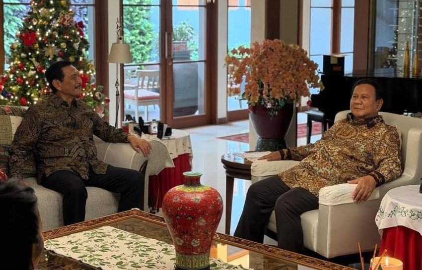 Presiden Prabowo Sambangi Kediaman Luhut di Hari Natal, Bahas Tarif AS hingga Bencana Sumatera