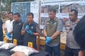 Kemenhut Ungkap 15 Jenis Kayu Gelondongan yang Terbawa Banjir Bandang Garoga