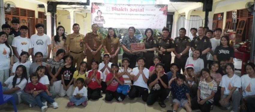 Kejaksaan Tinggi Bali Gelar Bhakti Sosial di Panti Asuhan Benih Harapan