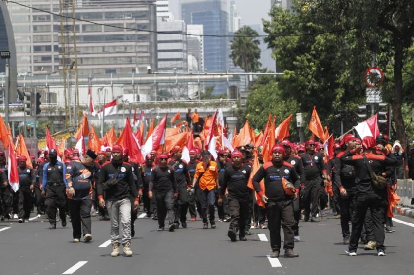 Kenaikan UMP 2026 Diprediksi Minim, Buruh KSPI Siap Demo Besar di Depan Istana Jumat Ini