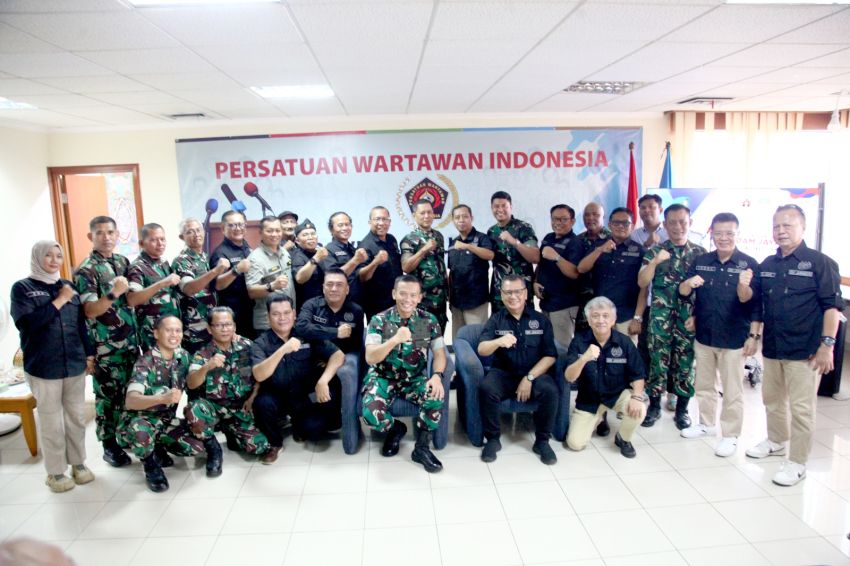 Sinergi di Era Disrupsi Informasi, Kapendam Jaya Ajak PWI Jaya Kolaborasi Positif