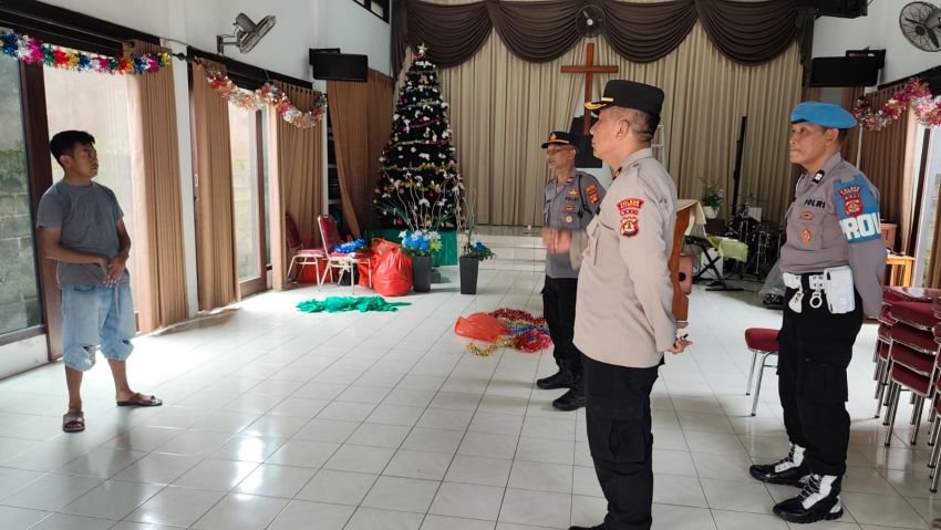 Polsek Gianyar Gelar Safari Kamtibmas Jelang Natal dan Tahun Baru 2026, Pastikan Ibadah Berjalan Aman