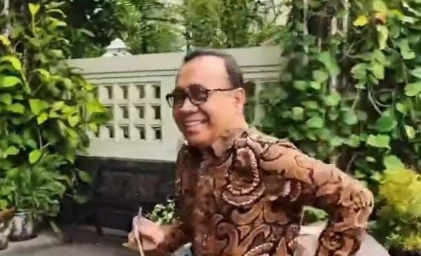 Menko PMK Pratikno Temui Jokowi di Solo, Pertemuan Tertutup Selama Satu Jam