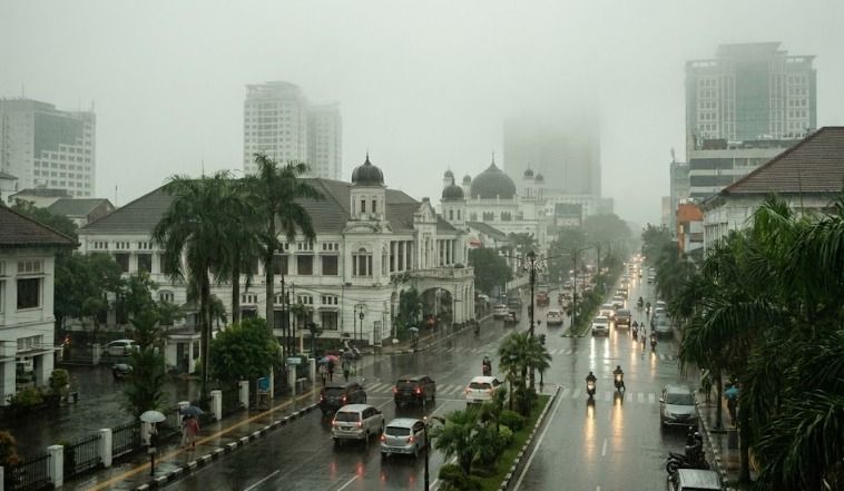 Cuaca Sumatera Utara Didominasi Hujan Ringan, Kabut Terpantau di Sejumlah Wilayah